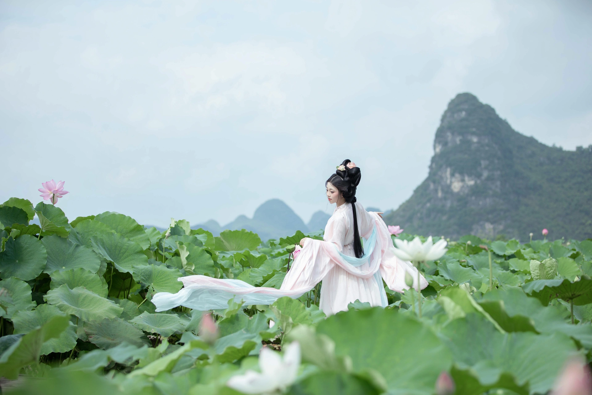 [YITUYU艺图语]2024.10.19 别有娉婷 谨陬捌 1